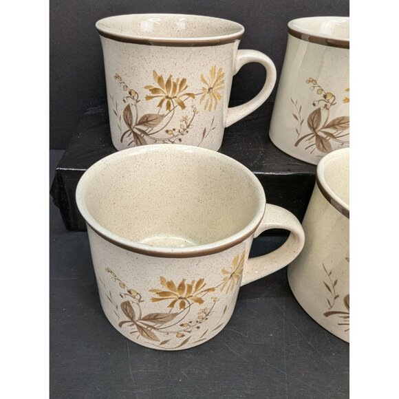 Vintage Royal Doulton Sandsprite Lambethware L.S. 1013 Flat Coffee Cup Set of 4 - Picture 2 of 7